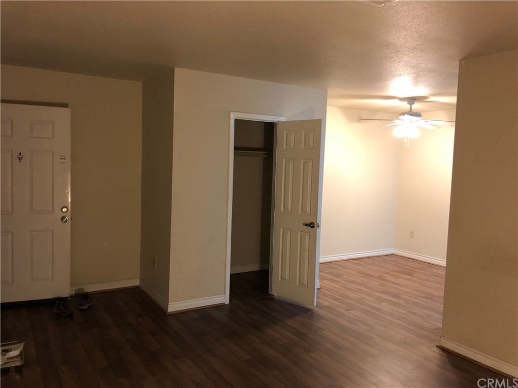 Building Photo - 2606 S Durango Dr