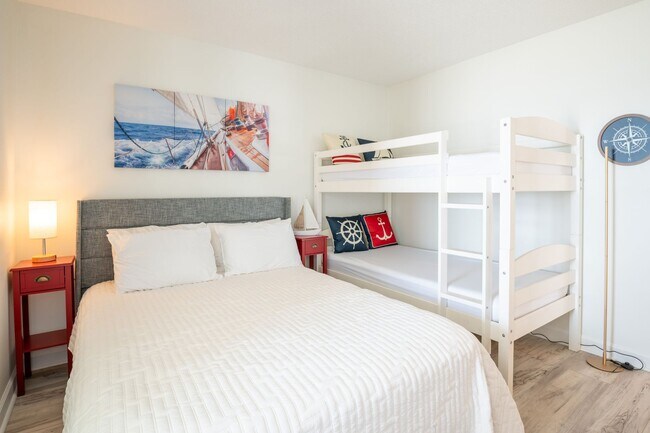 Building Photo - Villa Capriani 218B @ 790 New River Inlet Rd