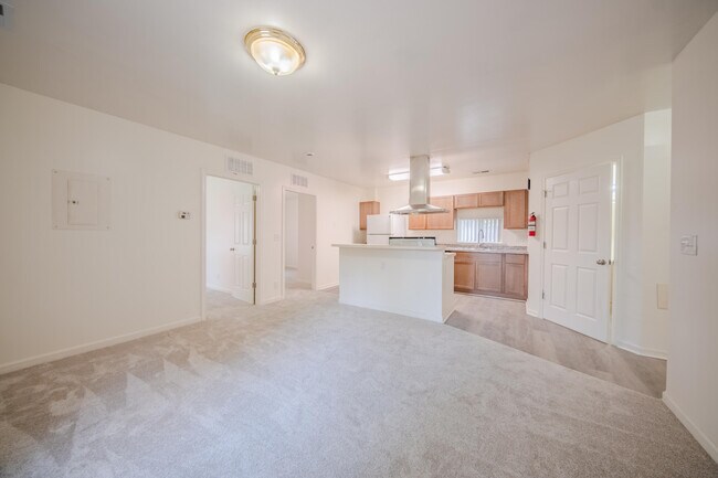 Building Photo - 2472 Hawks Ave