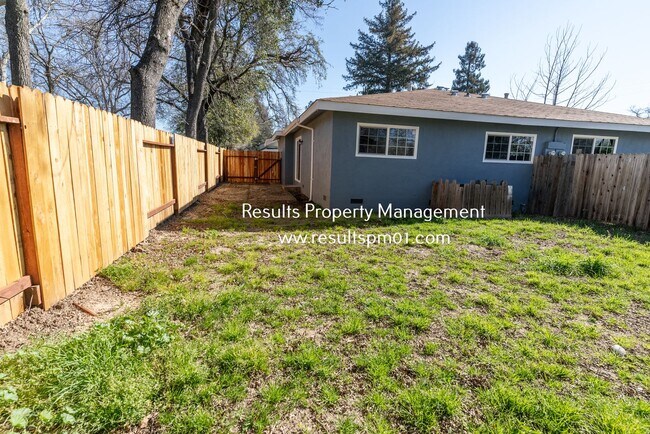 Building Photo - 7867 Mariposa Ave