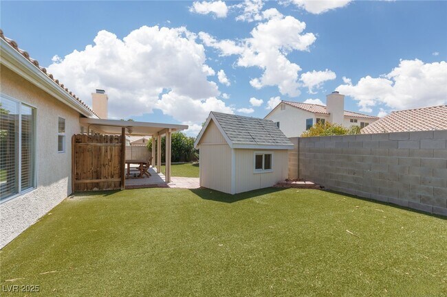 Building Photo - 1109 Deer Horn Ln