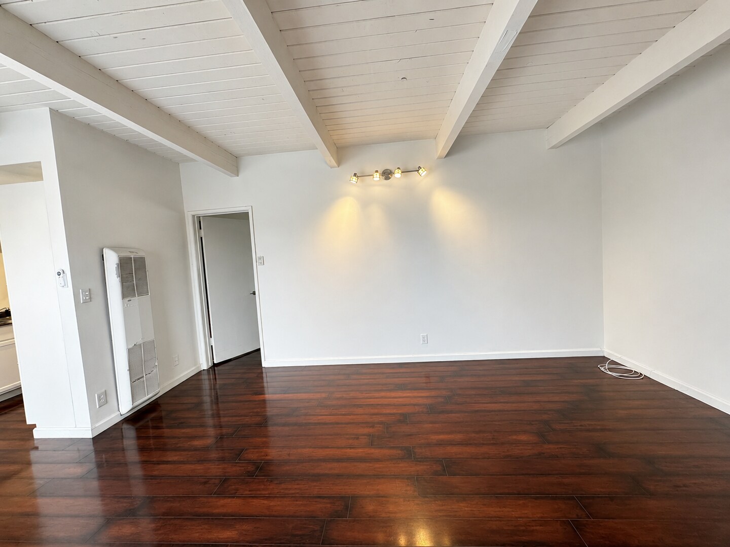 Building Photo - 3538 Keystone Av
