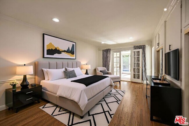 Building Photo - 12508 Sarah St