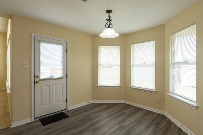 Building Photo - 11712 Dunfries Ln