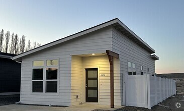 Building Photo - Single Level Home in SunRidge Community