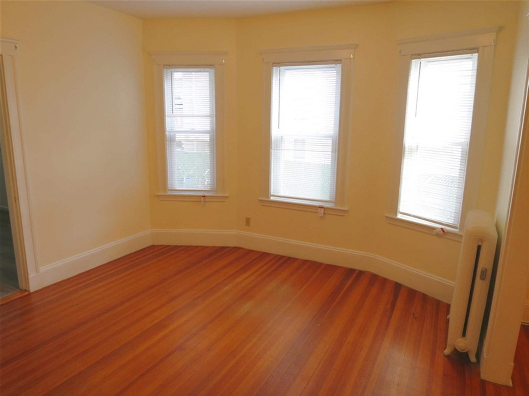 Building Photo - 5 Freeman St