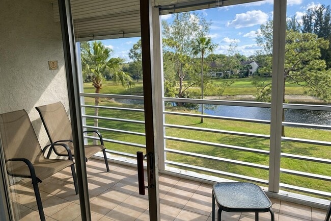 Building Photo - 6698 10th Ave N