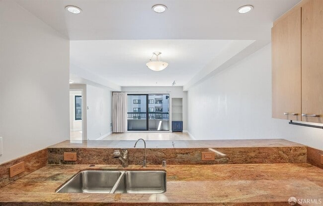 Building Photo - 601 Van Ness Ave
