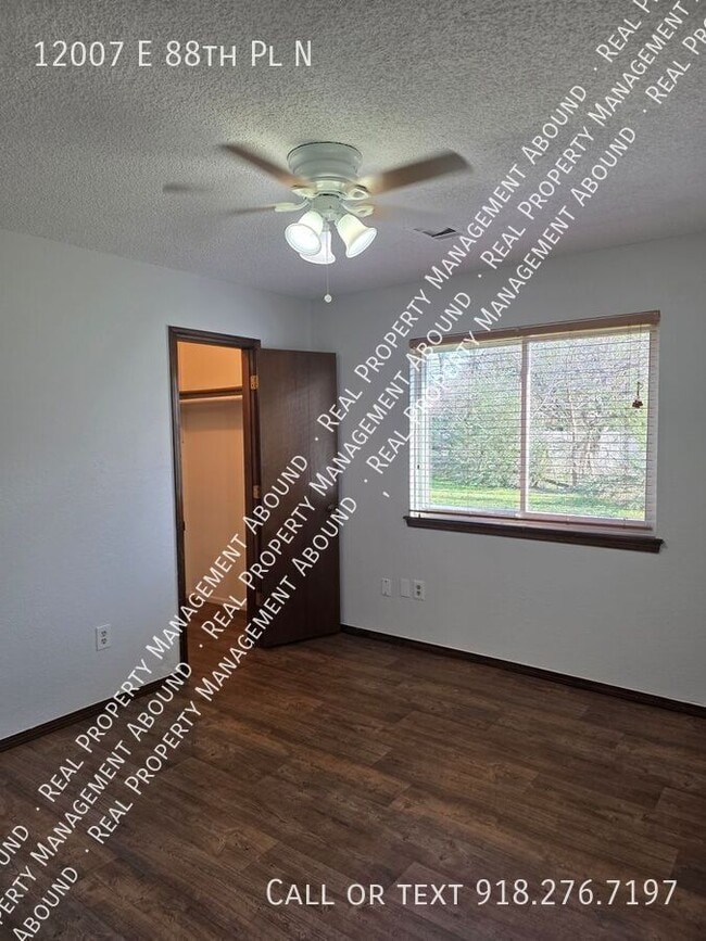 Building Photo - 12007 E 88th Pl N