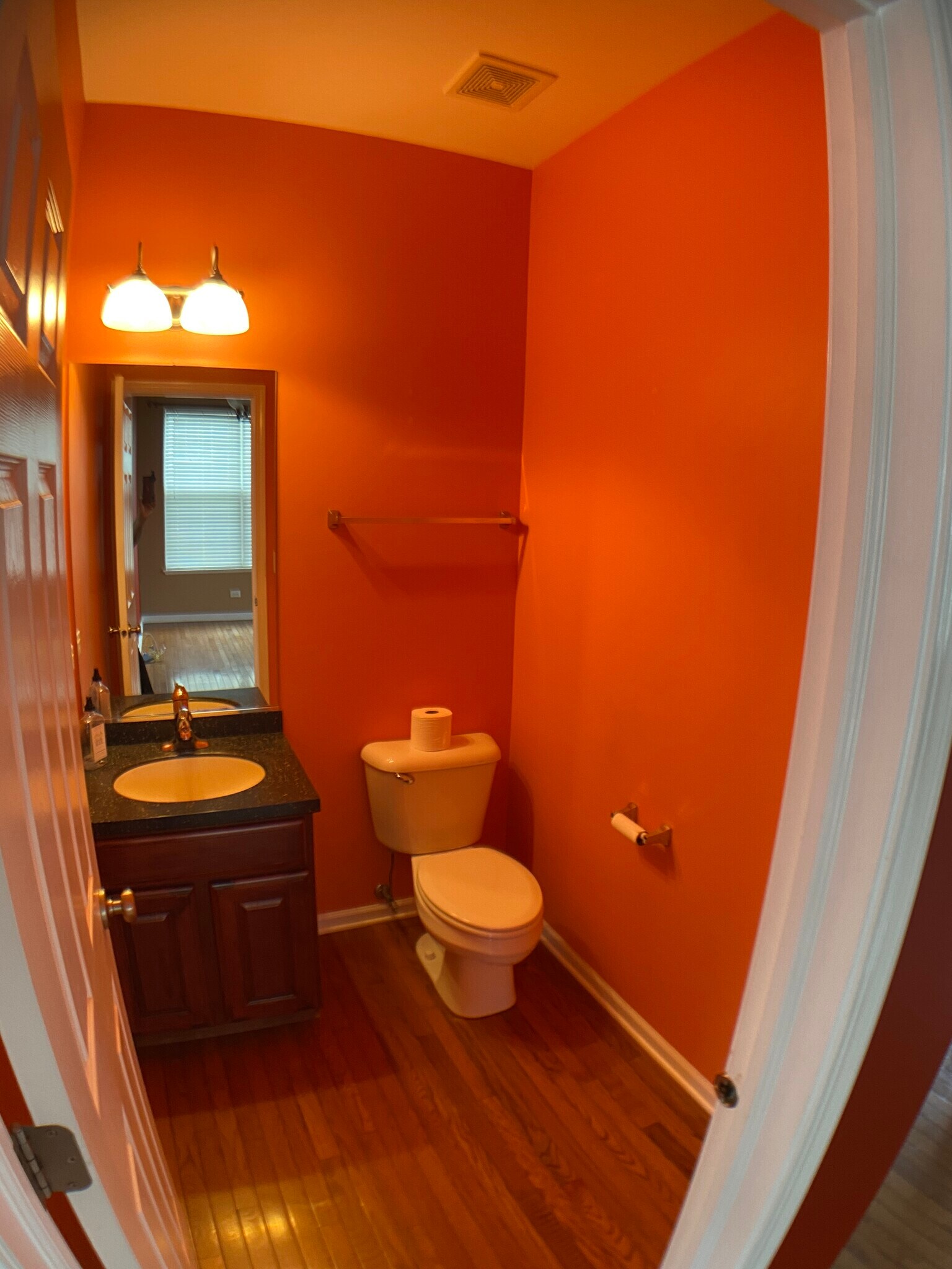 Powder Room - 4173 Milford Ln