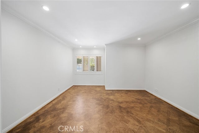 Building Photo - 4542 Collett Ave