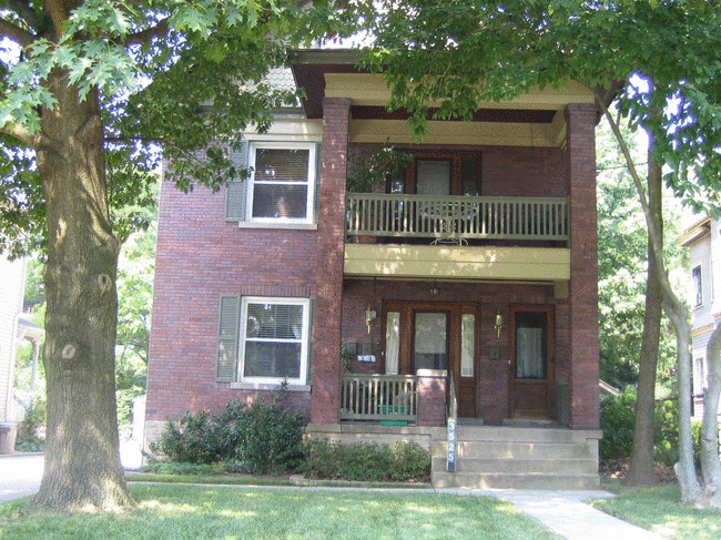 Building Photo - 3525 Shaw Ave