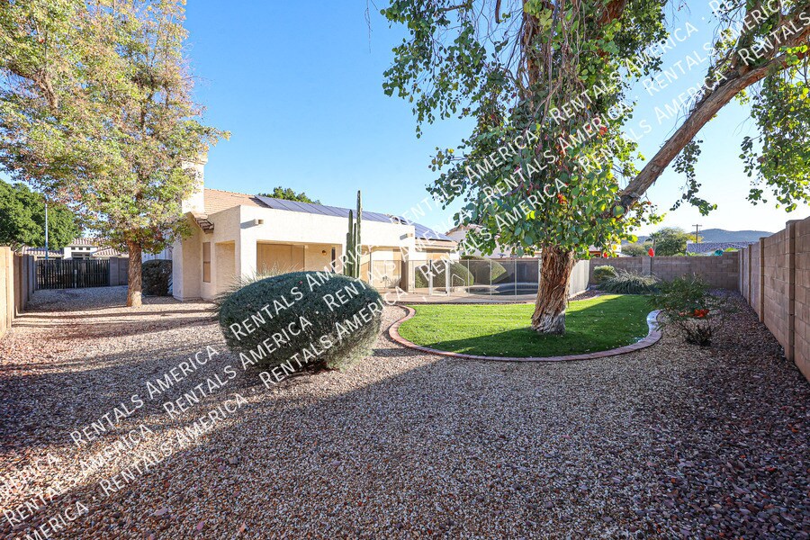 Building Photo - 6911 W Monte Lindo