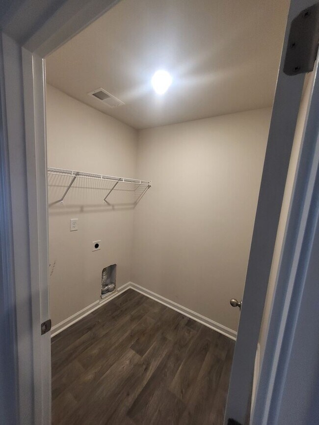 Building Photo - 4 bedroom/2 bath home in Aynor - SPECIAL! ...
