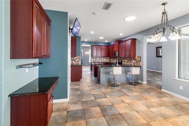 Building Photo - 2860 Lafayette Trace Dr