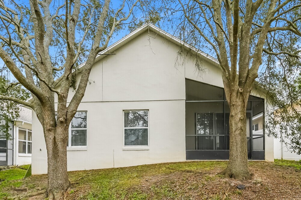 Building Photo - 1140 Stoneham Dr