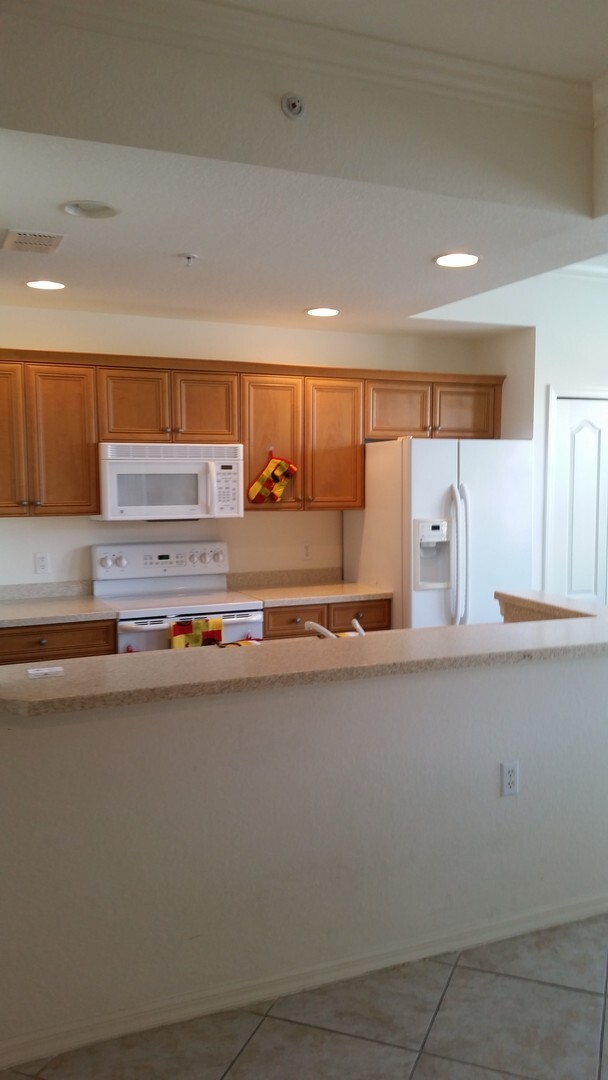 Building Photo - Osprey Cove-Two Bed Two Bath 1st Floor, La...