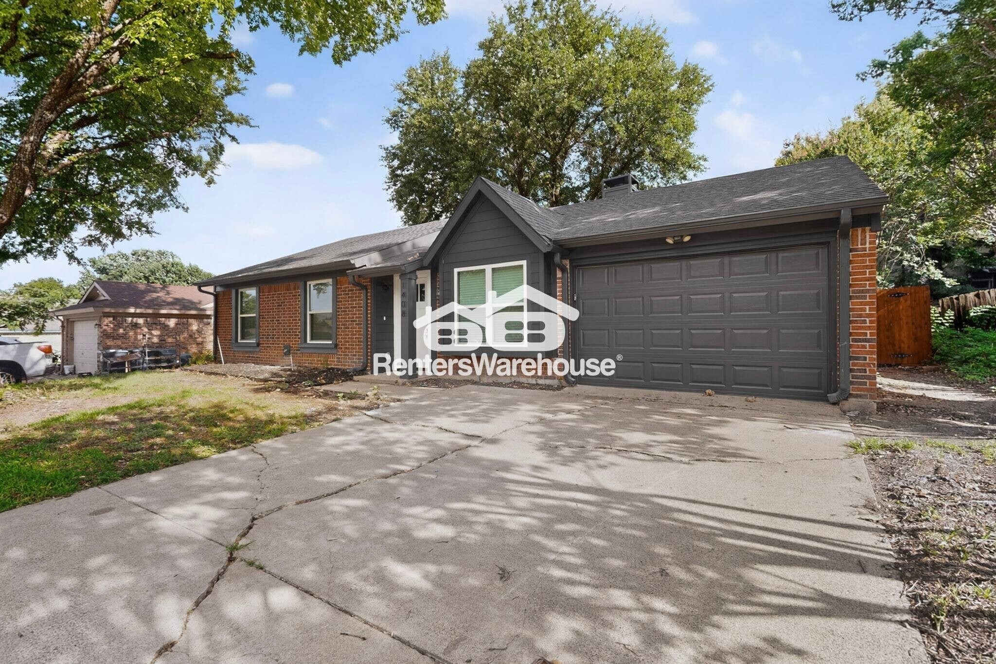 Building Photo - 1408 Seely St