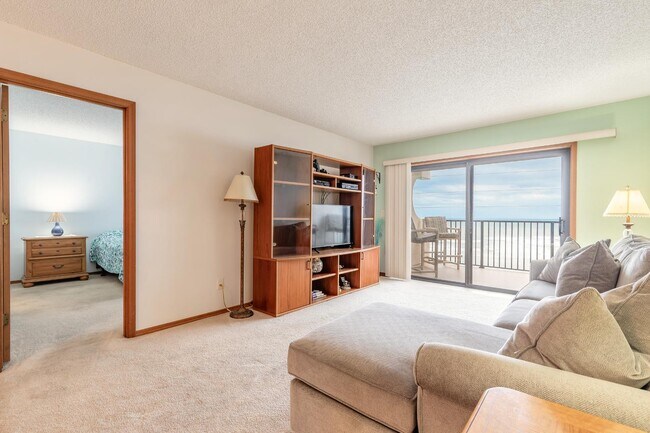 Building Photo - 2222 Ocean Shore Blvd