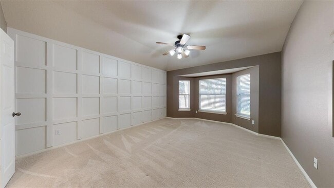 Building Photo - 221 Creek Ridge Ln