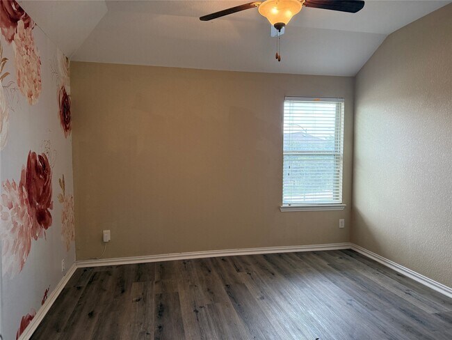 Building Photo - 11210 Royal Rock Ct