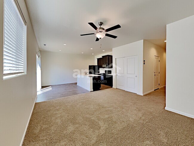 Building Photo - 1986 NW 22nd St