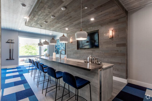 Bar Lounge Area - Aura at City Crossing