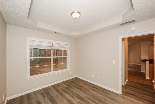 Building Photo - 309 Westhill Dr