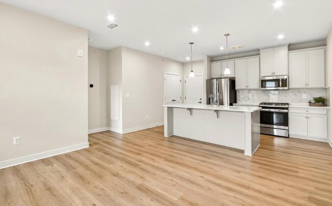Building Photo - 4395 Peach Lily Ln