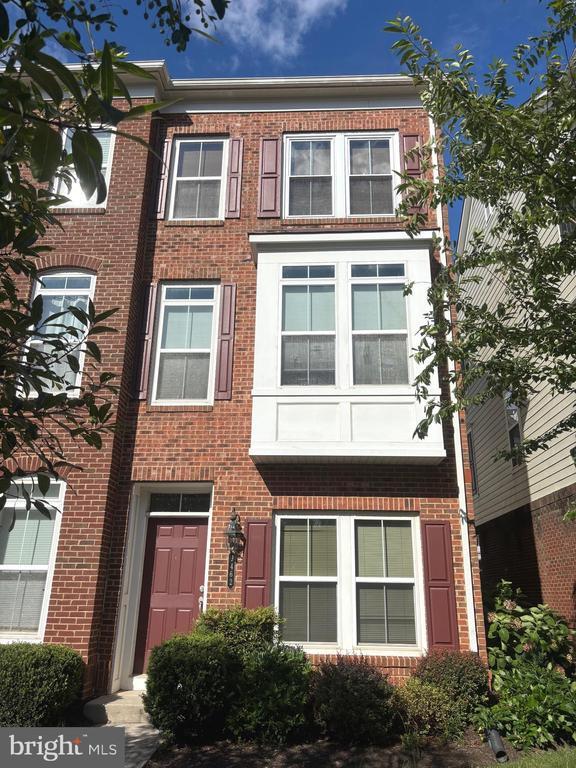 Building Photo - 9462 Canonbury Square
