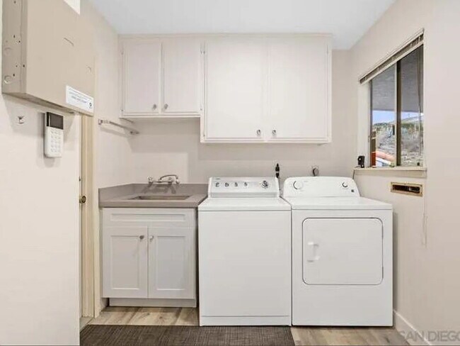 Building Photo - NO MIN CREDIT SCORE REQUIRED, BK OKAY, PAS...