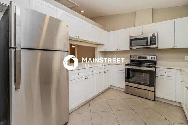 Building Photo - 3 Bedroom Pet-Friendly Home in LONGWOOD, F...