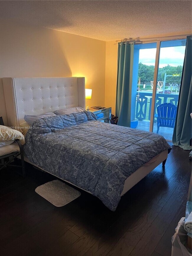 Building Photo - 8233 Harding Ave