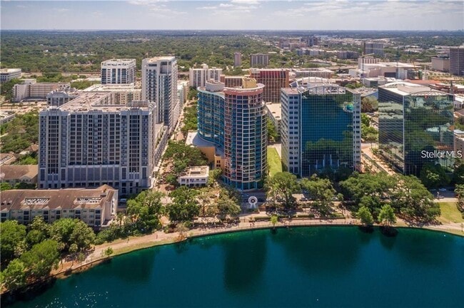 Building Photo - 322 E Central Blvd