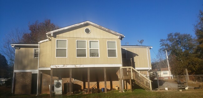 Building Photo - 3336 Cowan Mill Ct