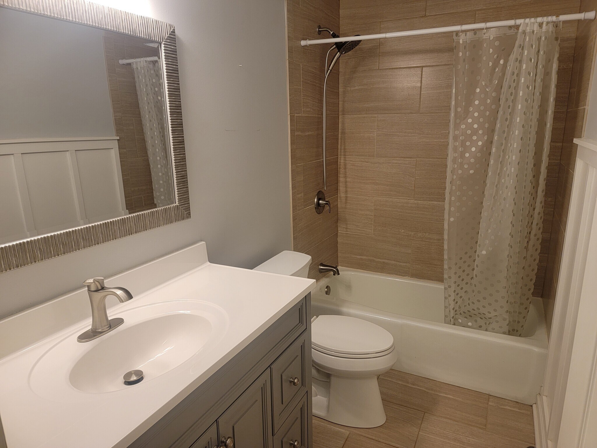 Building Photo - 100 Browning Dr