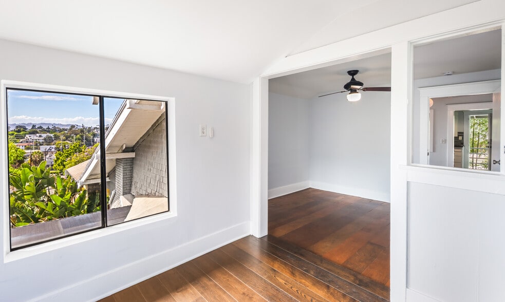 Bedroom 1 - 1100 Coronado Ter