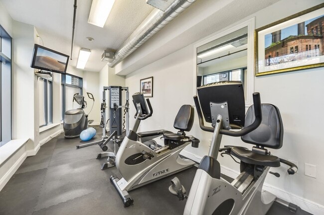 Building Photo - 311 Washington St