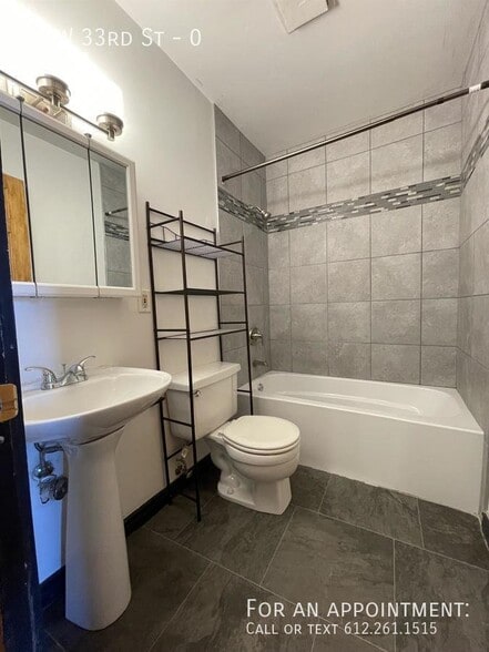 Building Photo - 13 W 33rd St