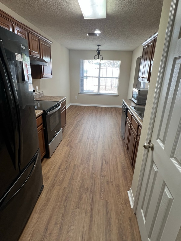 Building Photo - 8816 Spring Grove N