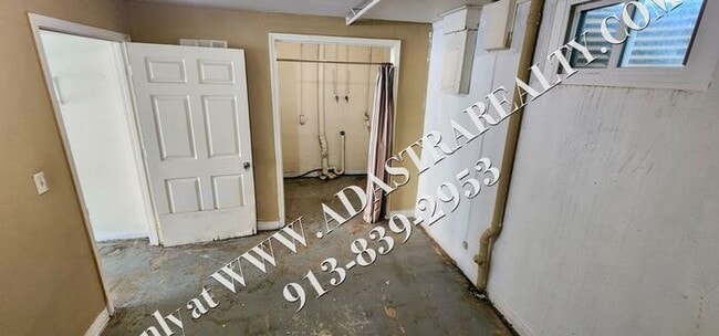 Building Photo - 2 Bed 1.5 Bath Townhome in Bonner Springs-...
