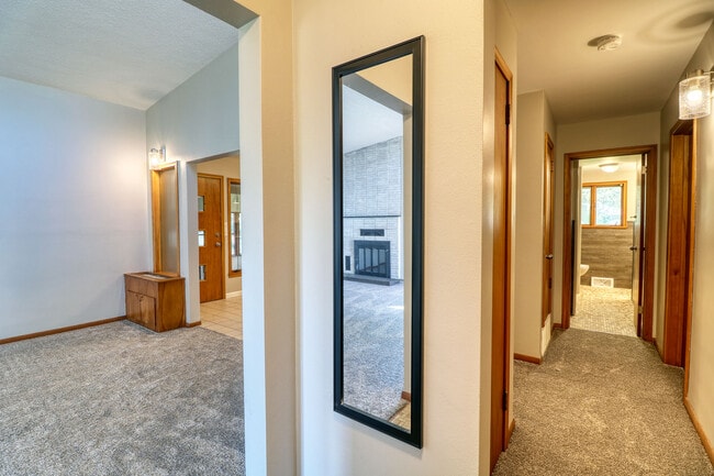 Building Photo - 1817 14th St S