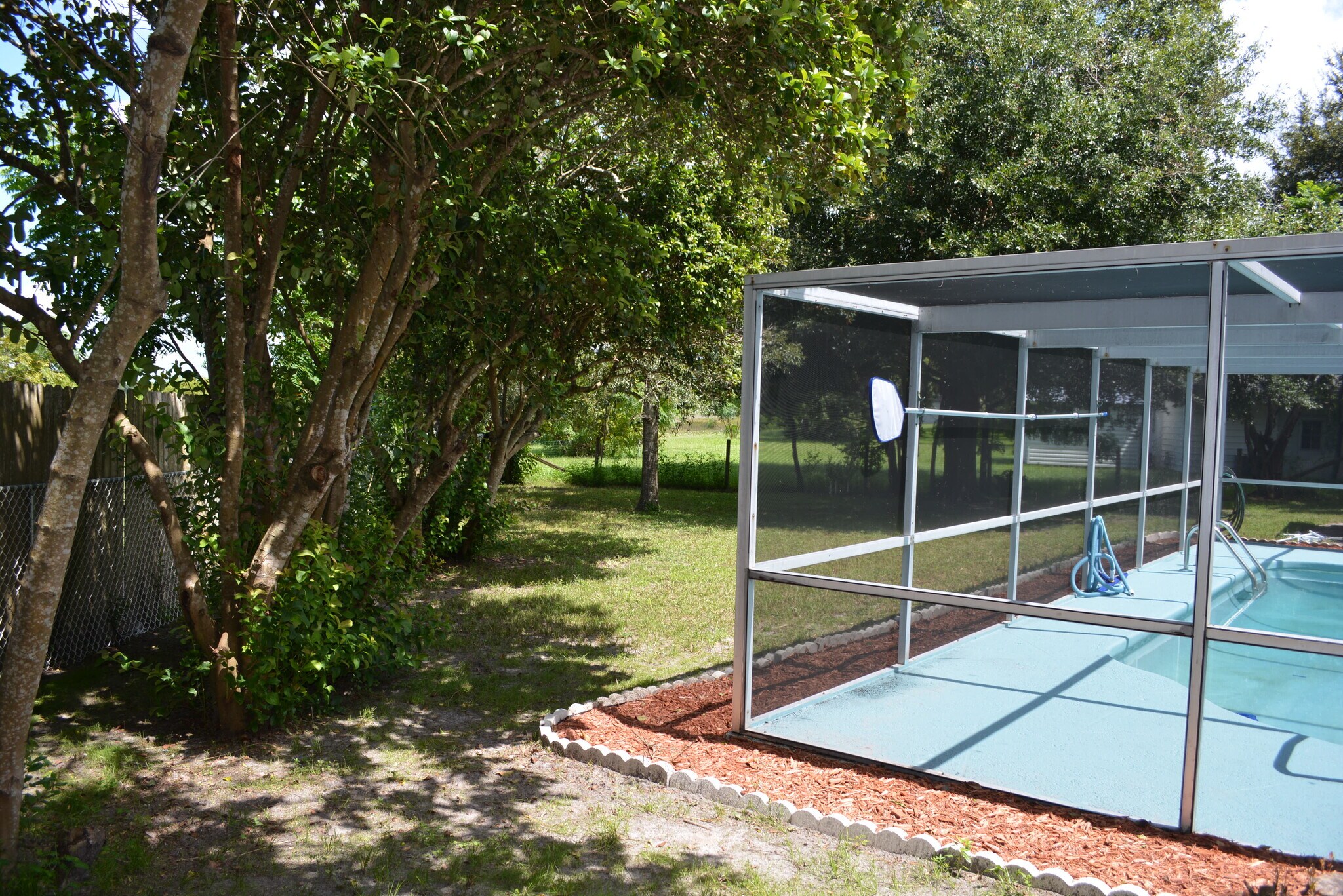 Building Photo - 1295 Pilgrim Rd