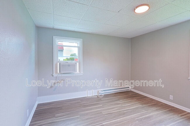Building Photo - 14210 Temple St