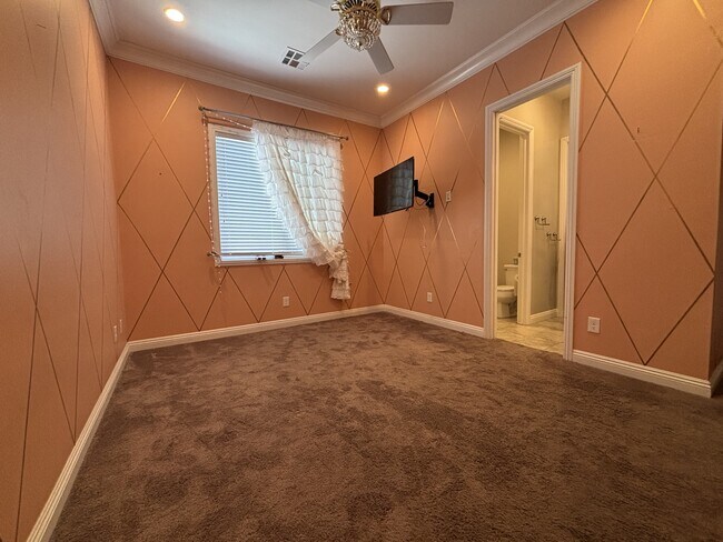 Building Photo - 81 Navarra Canyon Ct