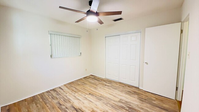 Building Photo - Home in Seminole for rent
