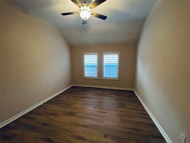 Building Photo - 23411 Desert Gold Dr