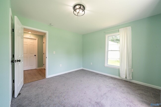 Building Photo - 2820 Union Dr NW