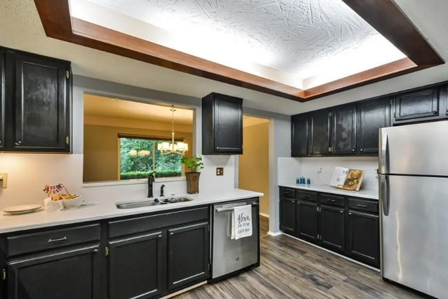 Building Photo - 47 Doranne Ct