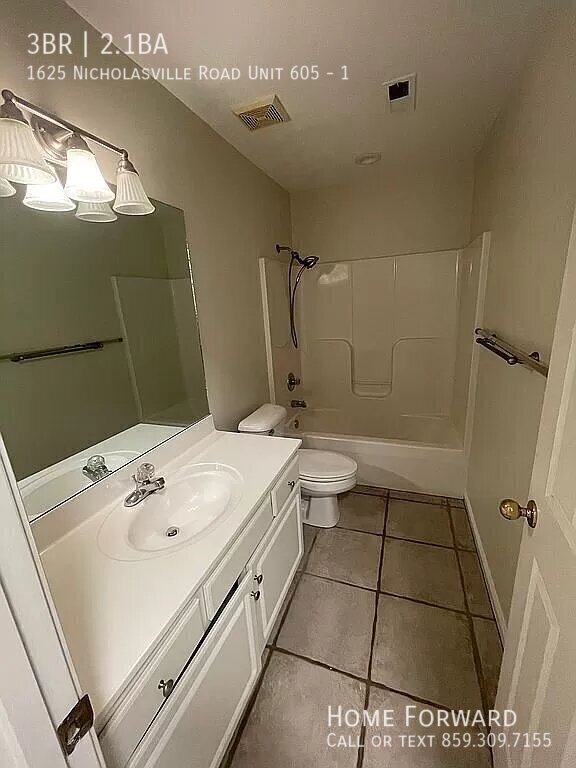 Building Photo - 1625 Nicholasville Rd